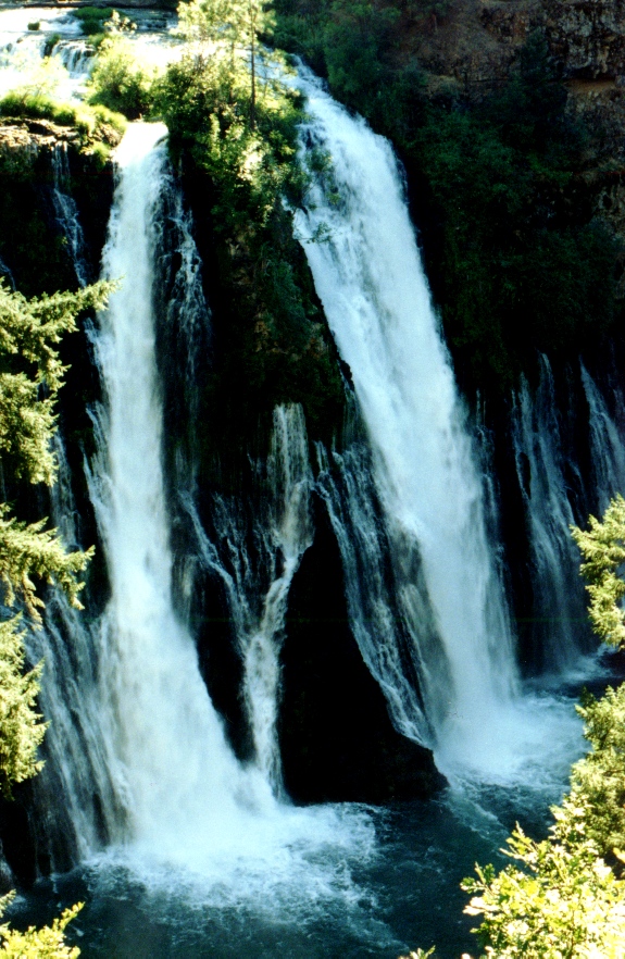 Mc Arthur-Burney Falls 2