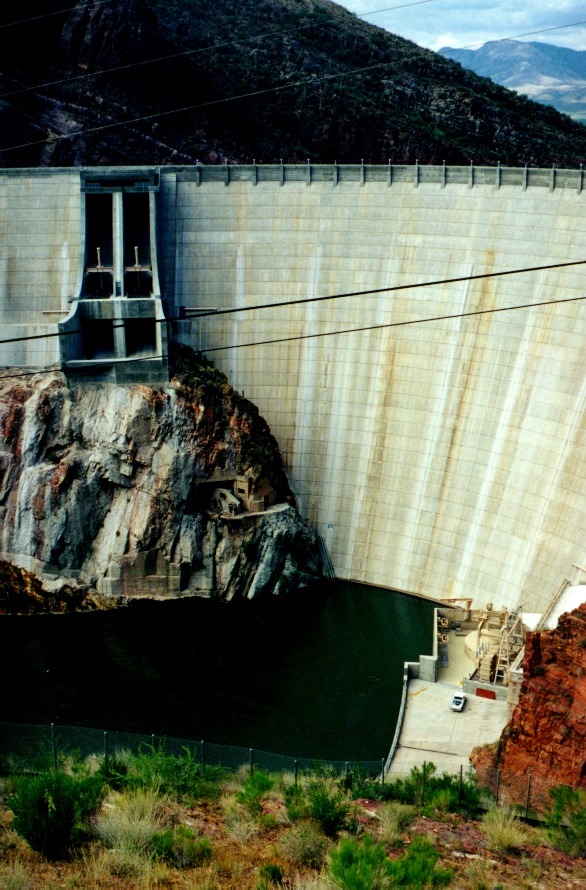 Theodor Roosevelt Dam 2