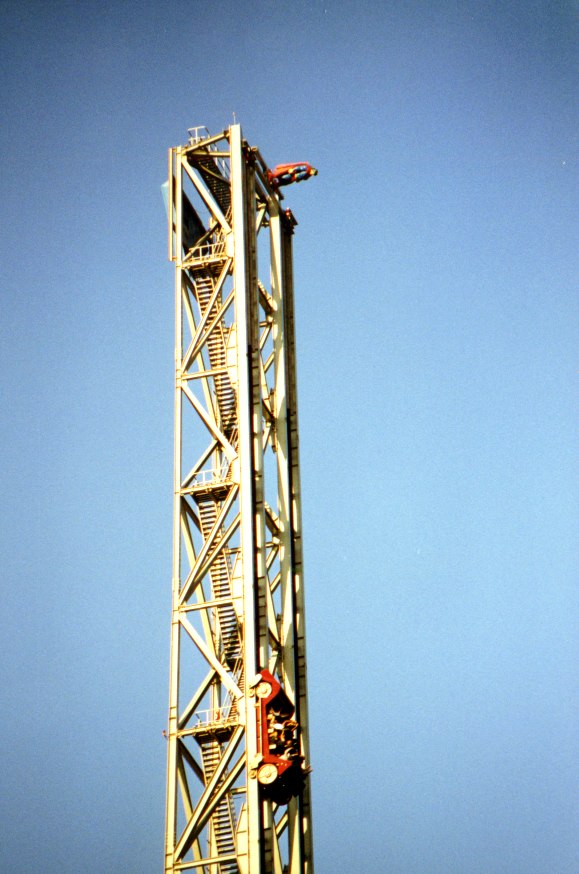 Six Flags Magic Mountain 3