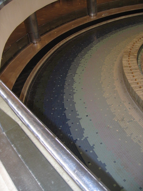 Antalya Flughafen Brunnen 6